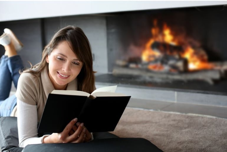 mujer leyendo